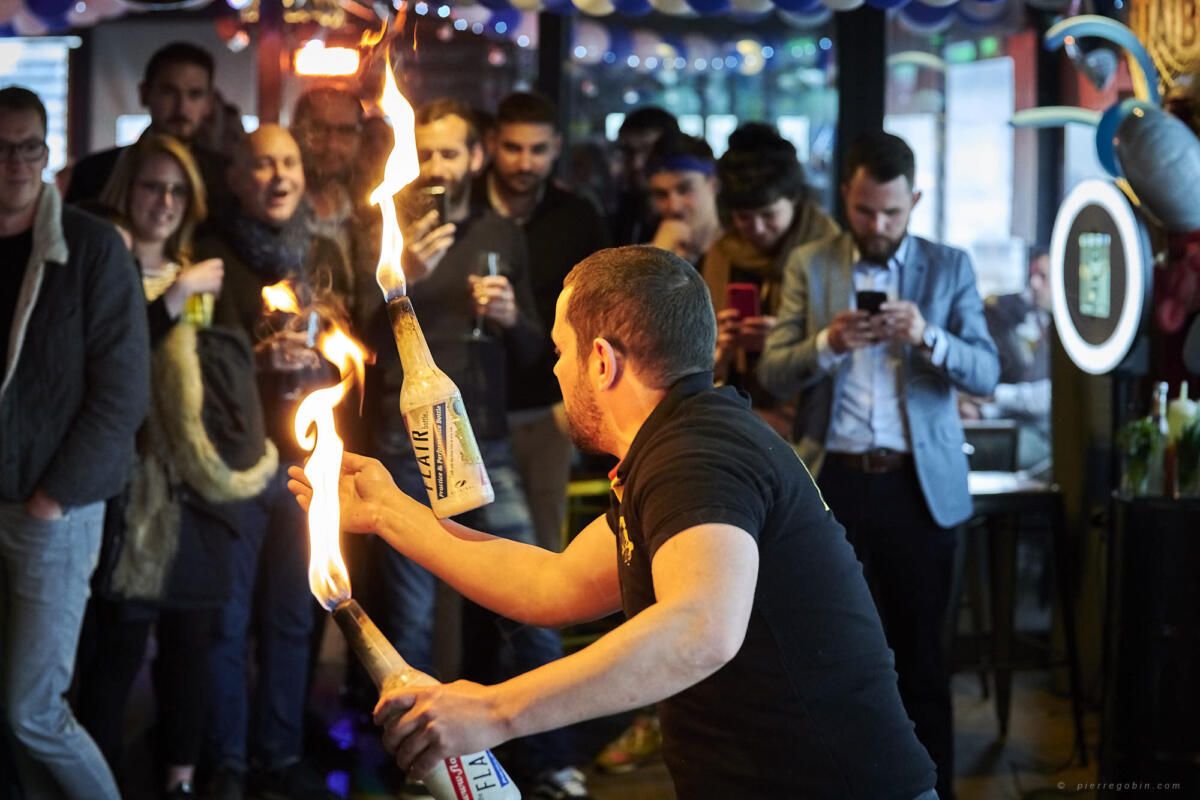 20190405 Levrette Cafe 2 ans 4827  