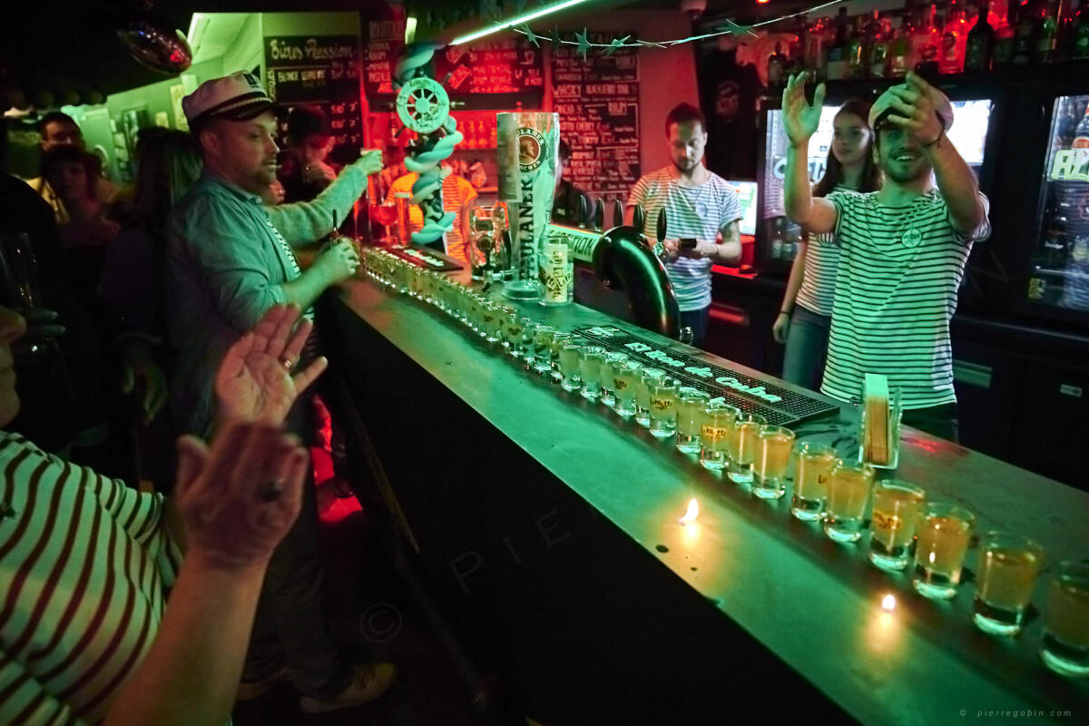 20190405 Levrette Cafe 2 ans 5118  