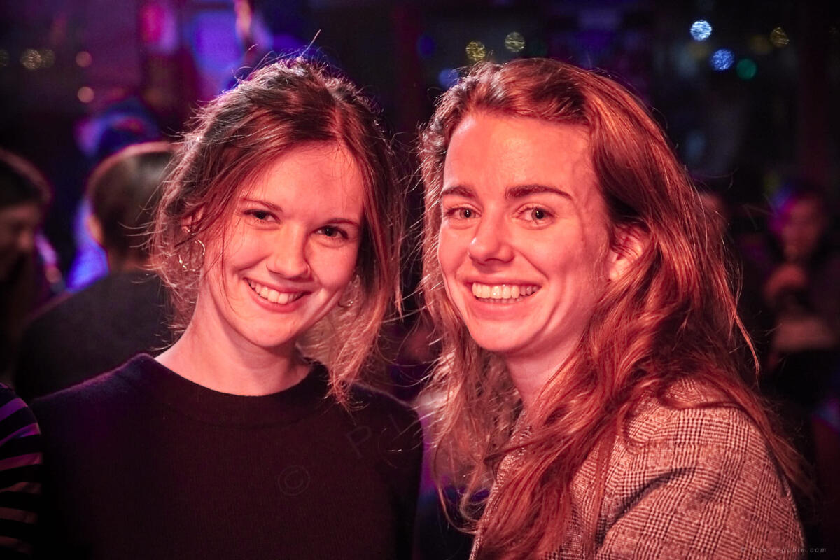 20190405 Levrette Cafe 2 ans 5147  