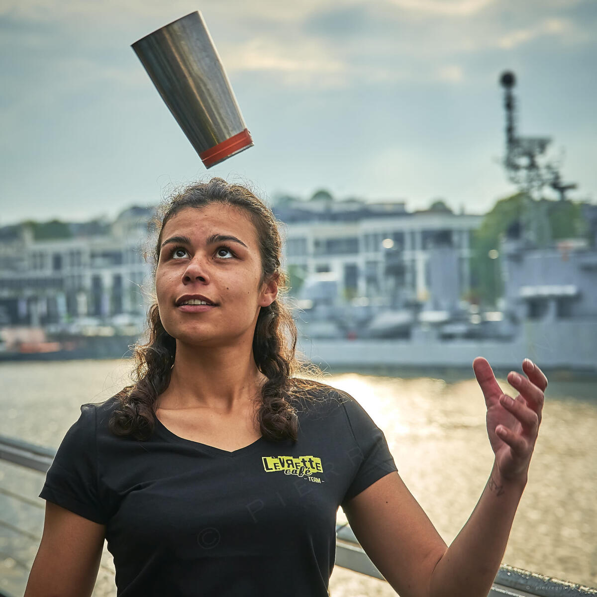 20190406 Levrette Cafe 2 ans 5198  