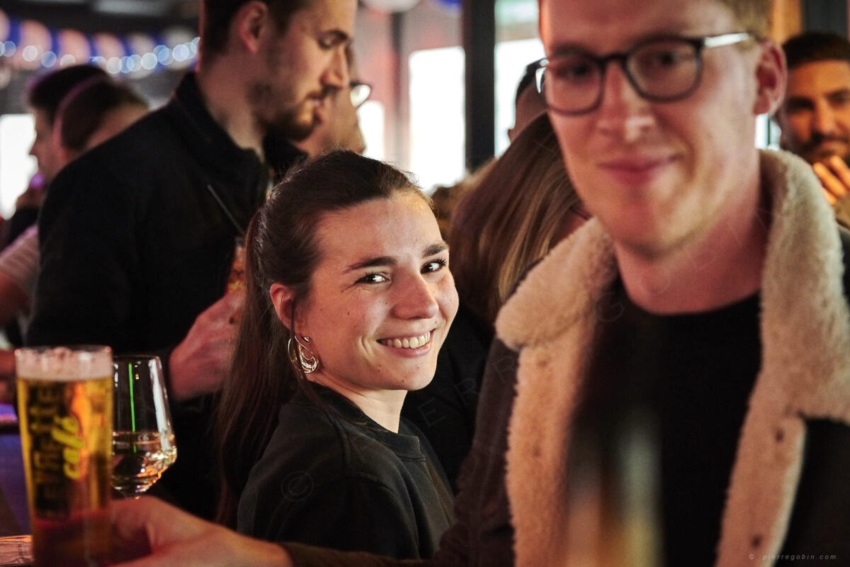 20190405 Levrette Cafe 2 ans 4838    