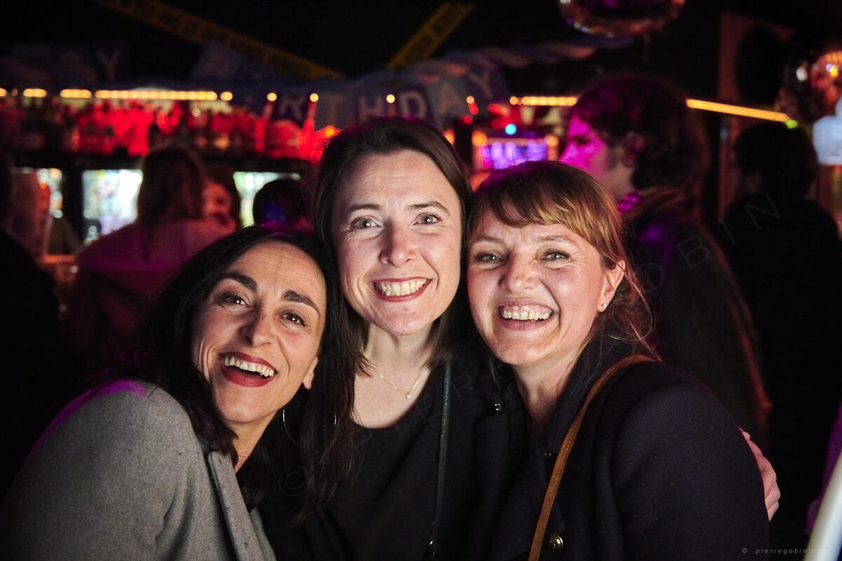 20190405 Levrette Cafe 2 ans 5043    