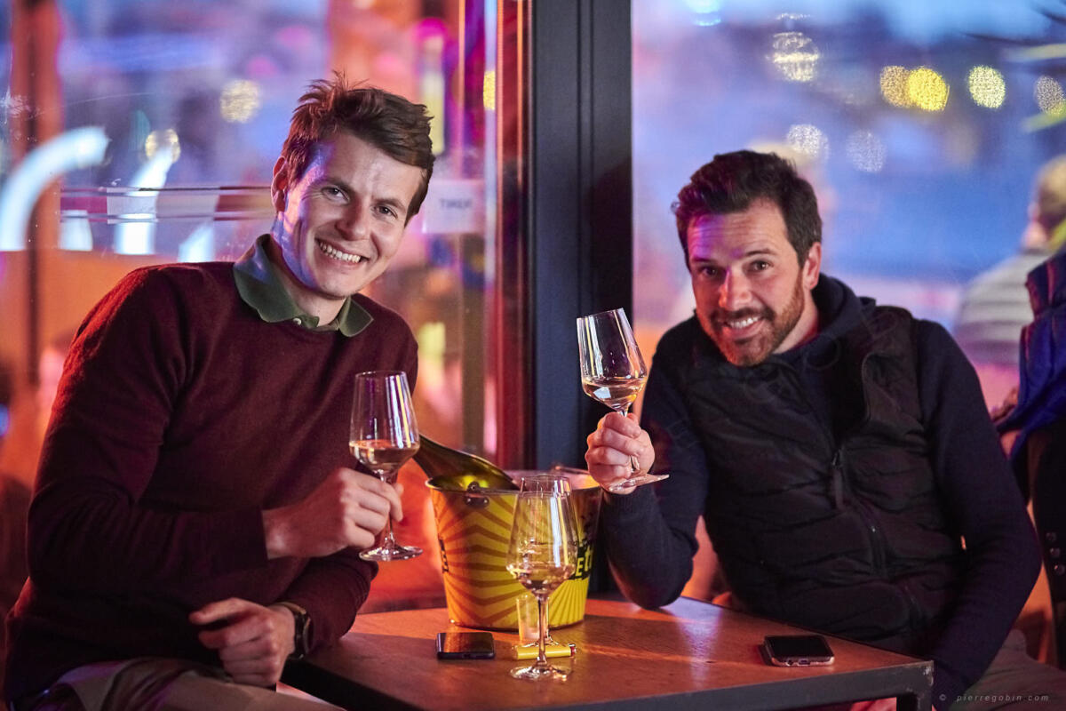 20190406 Levrette Cafe 2 ans 5276    