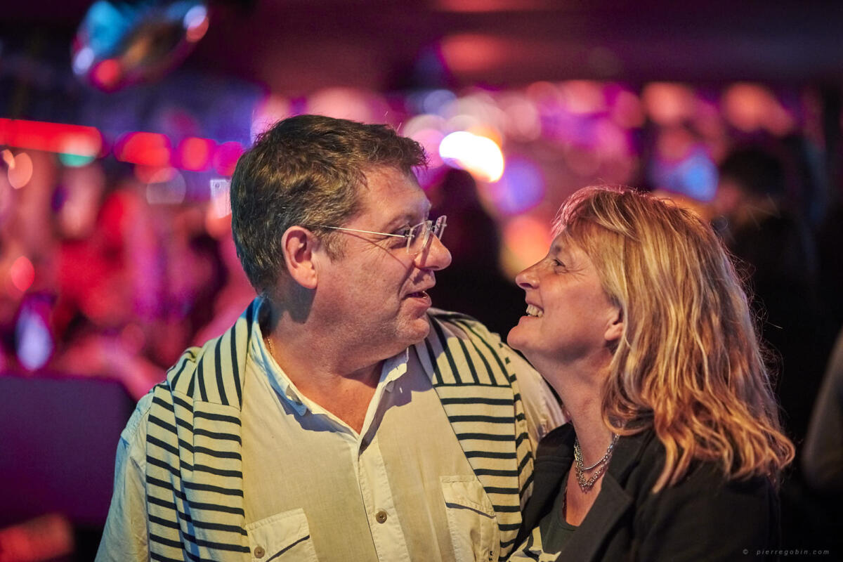 20190406 Levrette Cafe 2 ans 5369    